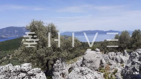 Αγροτεμάχια 13.600τ.μ. για πώληση-Μεγανήσι
