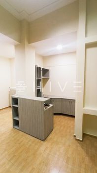 Office 97sqm for rent-Ampelokipoi - Pentagon