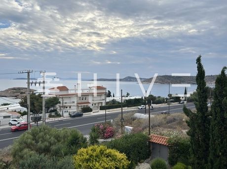 Διαμέρισμα 270τ.μ. για ενοικίαση-Καλύβια θορικού