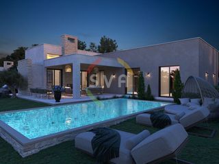 Bungalow 180 τ.μ. για πώληση