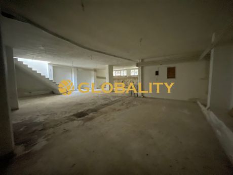 Craft space 100sqm for rent-Mets - Kalimarmaro