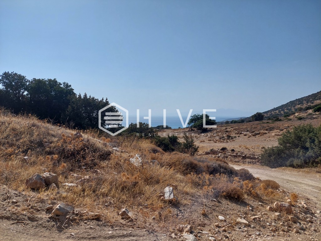 Αγροτεμάχια 151.000 τ.μ. προς πώληση, Καστράκι Νάξου
