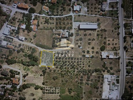 Land plot 747 sqm for sale