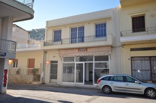 Μονοκατοικία 240 τ.μ. για πώληση