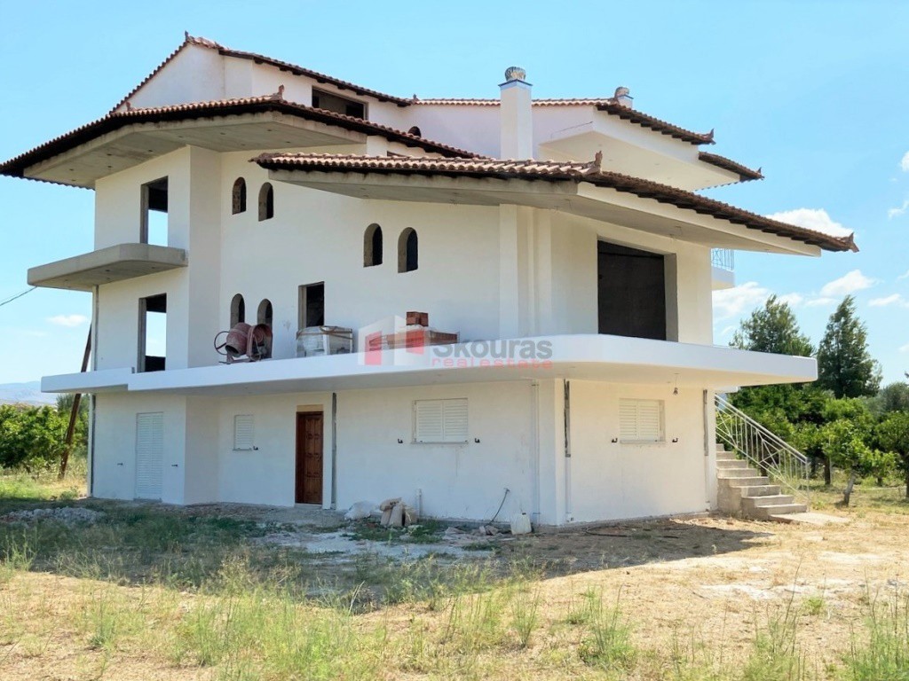 Διαμέρισμα 215 τ.μ. προς πώληση, Αγία Κυριακή Ναυπλίου
