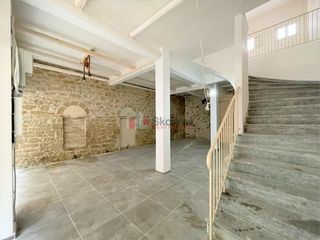 Κατάστημα 81 τ.μ. για πώληση, Μεσσηνία, Καλαμάτα-thumb-13