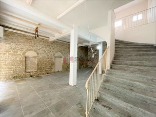 Κατάστημα 81 τ.μ. για πώληση, Μεσσηνία, Καλαμάτα-thumb-7