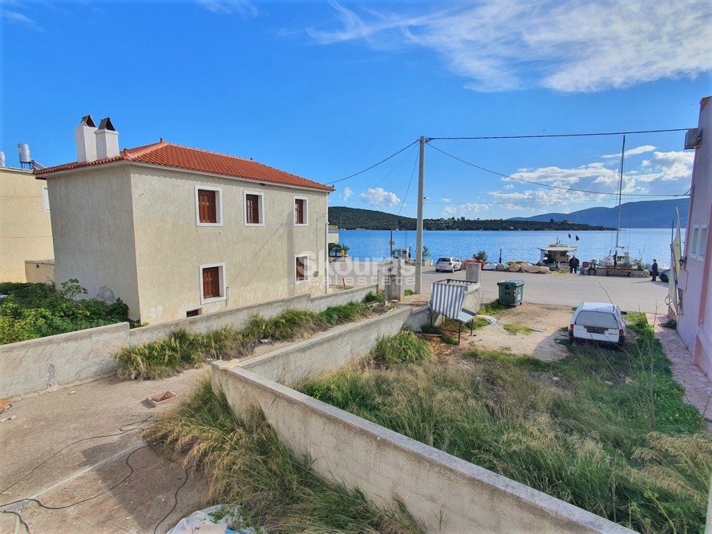 Μονοκατοικία 248 τ.μ. προς πώληση, Κορινθία, Σολύγεια
