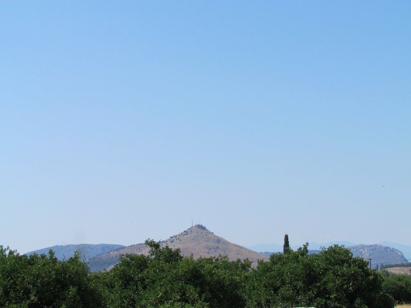 Αγροτεμάχια 7.500 τ.μ. προς πώληση, Μιδέα