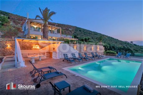 Βίλλα 330τ.μ. για πώληση-Κρανίδι