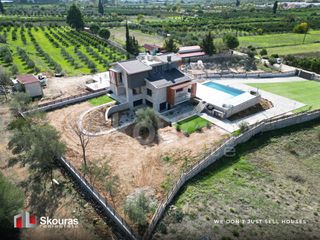 Μονοκατοικία 220 τ.μ. προς πώληση, Λευκάκια-thumb-10