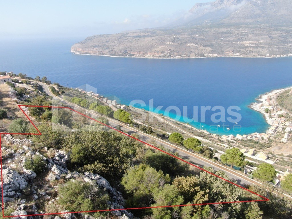 Αγροτεμάχια 2.050 τ.μ. προς πώληση, Λιμένι