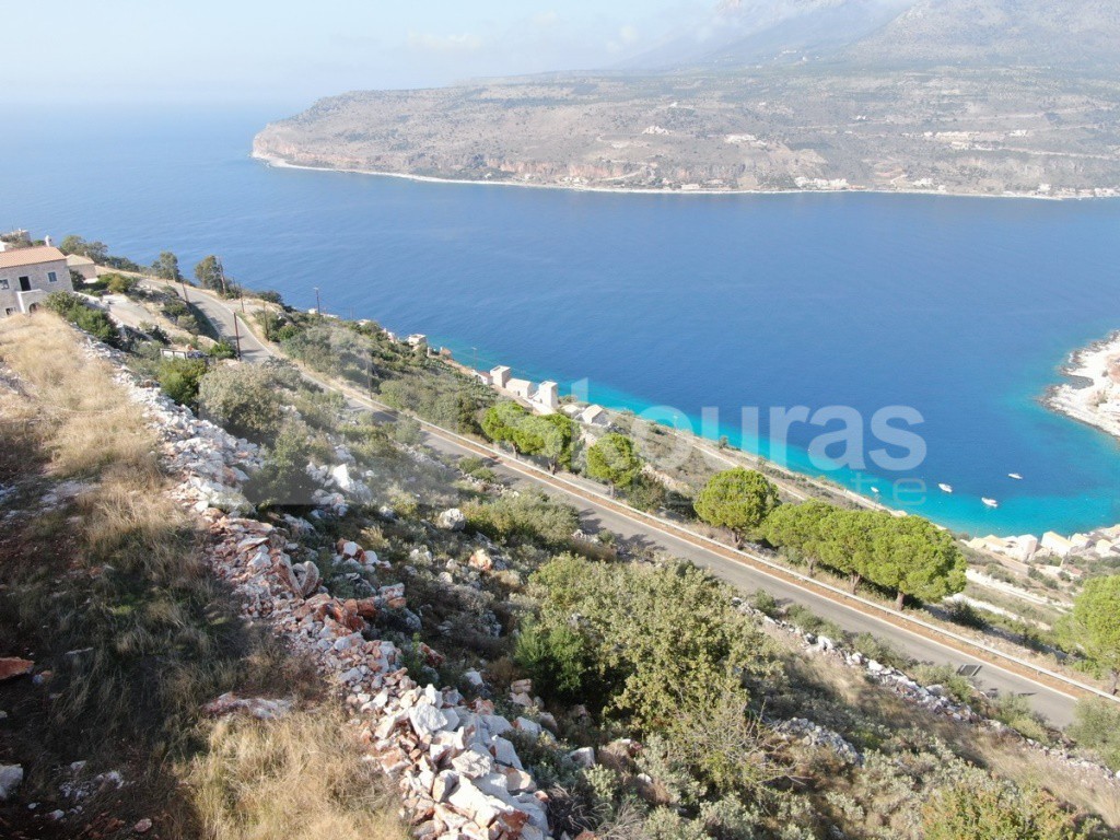 Αγροτεμάχια 2.050 τ.μ. προς πώληση, Λιμένι