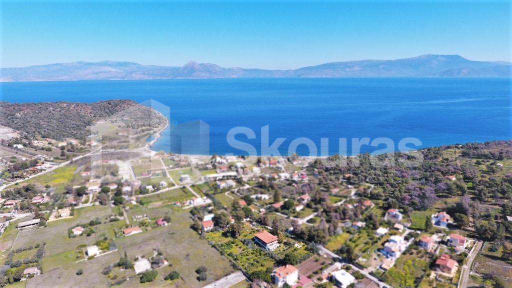 Μεζονέτα 190 τ.μ. προς πώληση, Σχίνος Λουτρακίου-Περαχώρας