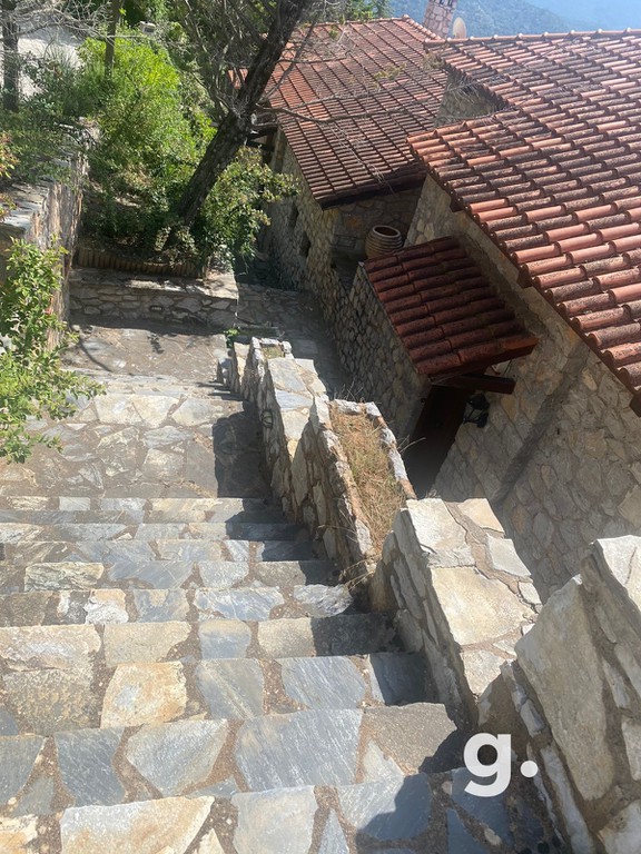 Μεζονέτα 238 τ.μ. προς πώληση, Αράχοβα Βοιωτίας
