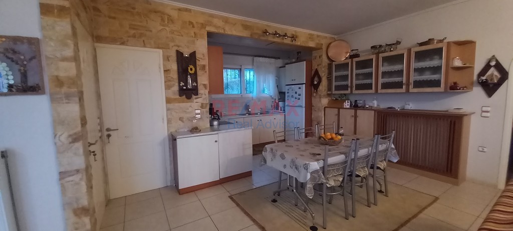 Κτίριο 373 τ.μ. προς πώληση, Κάλαμος Αττικής