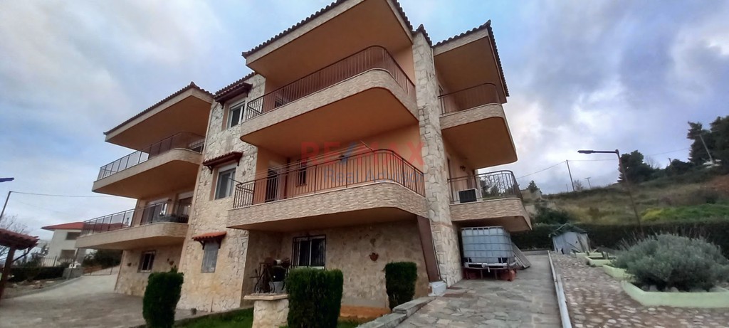 Κτίριο 373 τ.μ. προς πώληση, Κάλαμος Αττικής