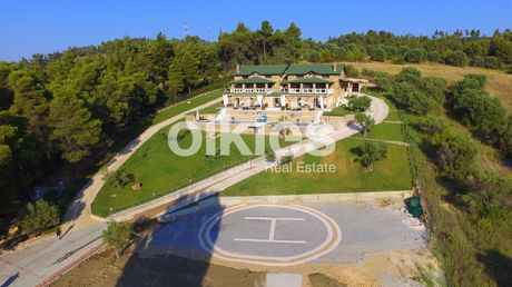 Hotel 245 sqm for sale