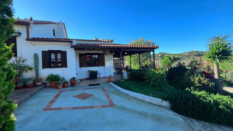 Detached home 100 sqm for sale