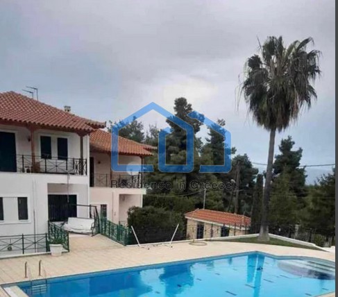 Βίλλα 220 τ.μ. πρός πώληση, Αττική - Υπόλοιπο, Μαρκόπουλο Ωρωπού