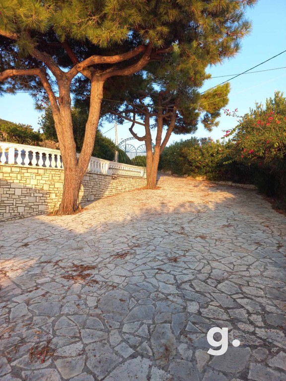 Μονοκατοικία 250 τ.μ. προς πώληση, Μελιτειέοι