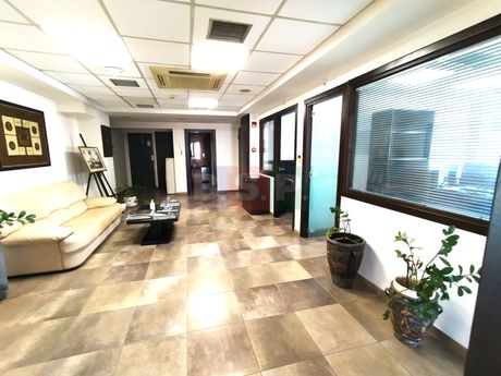 Επιχειρηματικό κτίριο 360τ.μ. για πώληση-Ηράκλειο κρήτης