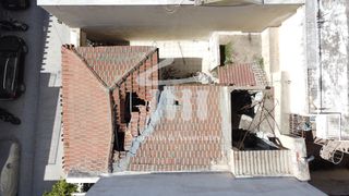 Οικόπεδο 85,60 τ.μ. για πώληση, Πειραιάς, Καστέλλα-thumb-3