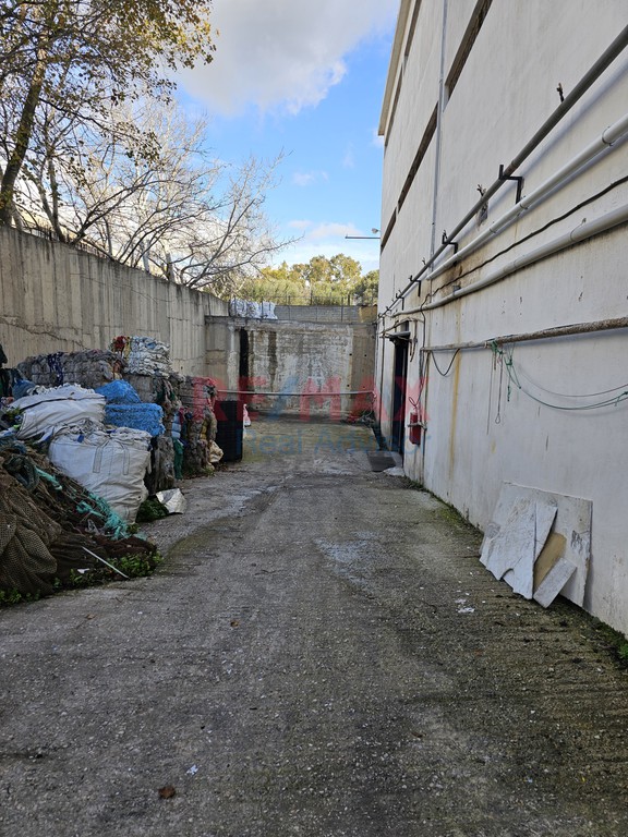 Βιομηχανικός χώρος 3.000 τ.μ. προς πώληση, Μεταμόρφωση Αττικής