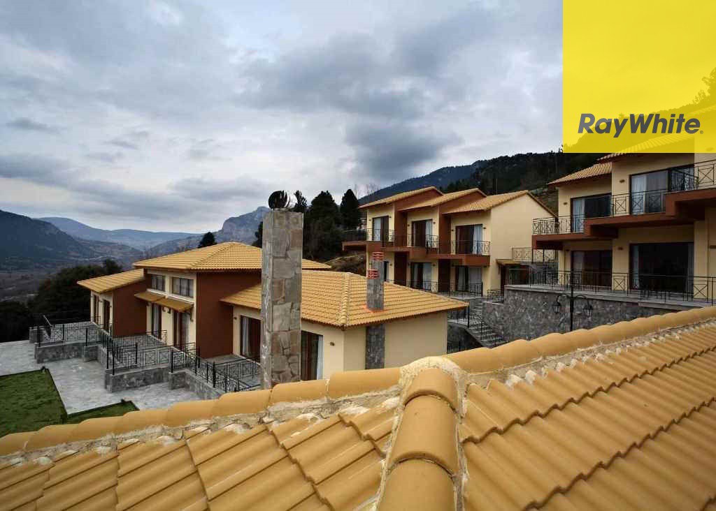 Ξενοδοχείο 1.335 τ.μ. προς πώληση, Γκούρα Φενεού