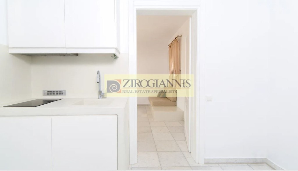 Hotel 1.956 sqm for sale, Cyclades, Naxos