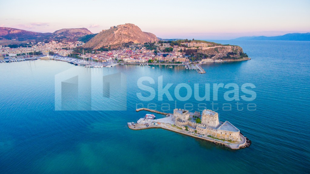 Κατάστημα 100 τ.μ. για πώληση, Αργολίδα, Ναύπλιο