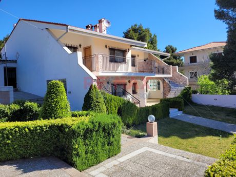 Maisonette 300sqm for sale-Vilia