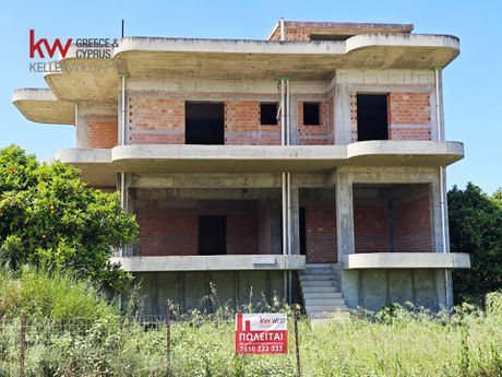 Μονοκατοικία 312τ.μ. για πώληση-Αίγιο