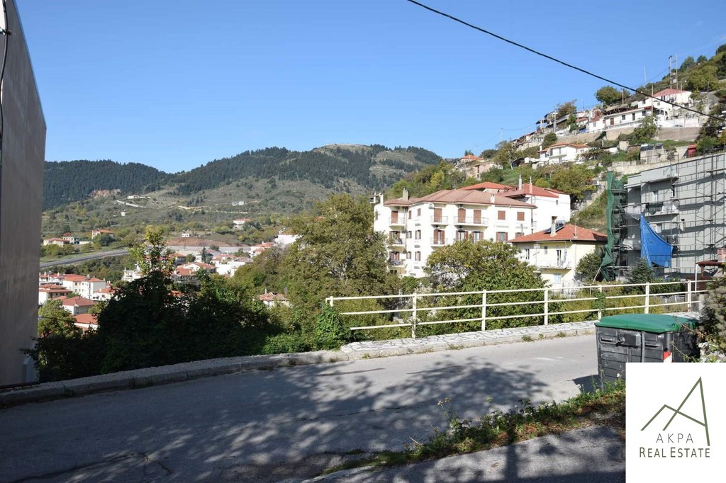 Οικόπεδο 1.910 τ.μ. προς πώληση, Κέντρο Καρπενησίου