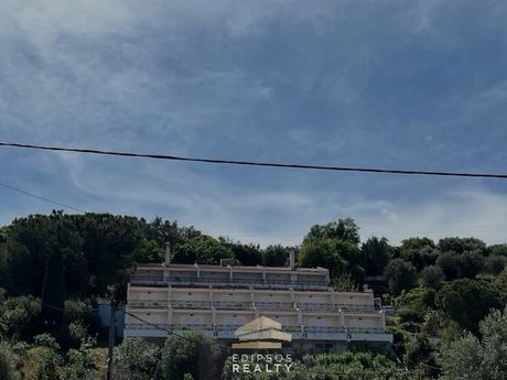 Apartment complex 808 sqm for sale