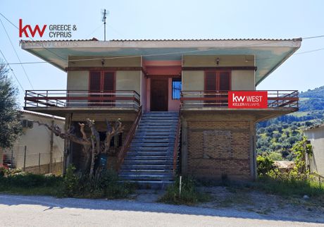 Μονοκατοικία 282τ.μ. για πώληση-Αιγιάλεια