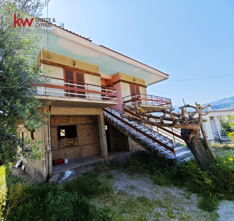 Μονοκατοικία 282 τ.μ. προς πώληση, Αιγιάλεια