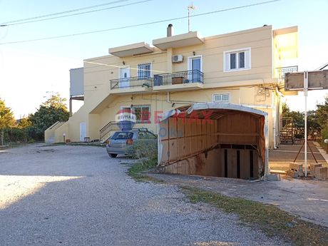 Apartment complex 535sqm for sale-Gerakas