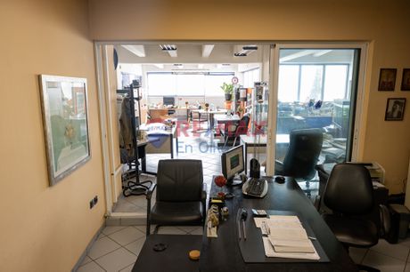 Office 292sqm for rent-Spata