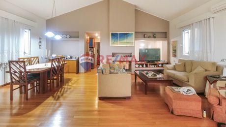 Maisonette 290sqm for sale-Pikermi