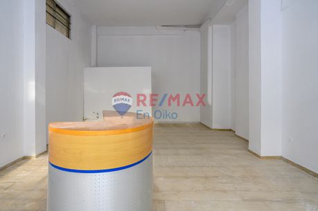 Store 51sqm for rent-Chalandri