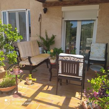 Maisonette 280sqm for sale-Kalivia Thorikou