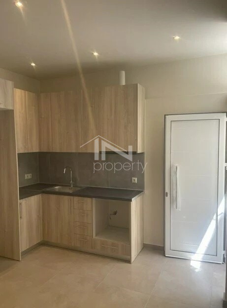 Studio 34 sqm for sale, Agia Sofia, Piraeus