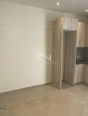 Studio / γκαρσονιέρα 34 τ.μ. για πώληση, Πειραιάς, Αγία Σοφία-thumb-1