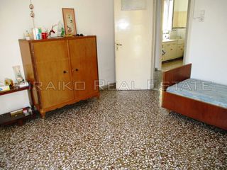 Μονοκατοικία 228 τ.μ. για πώληση, Πειραιάς, Αγία Σοφία-thumb-3