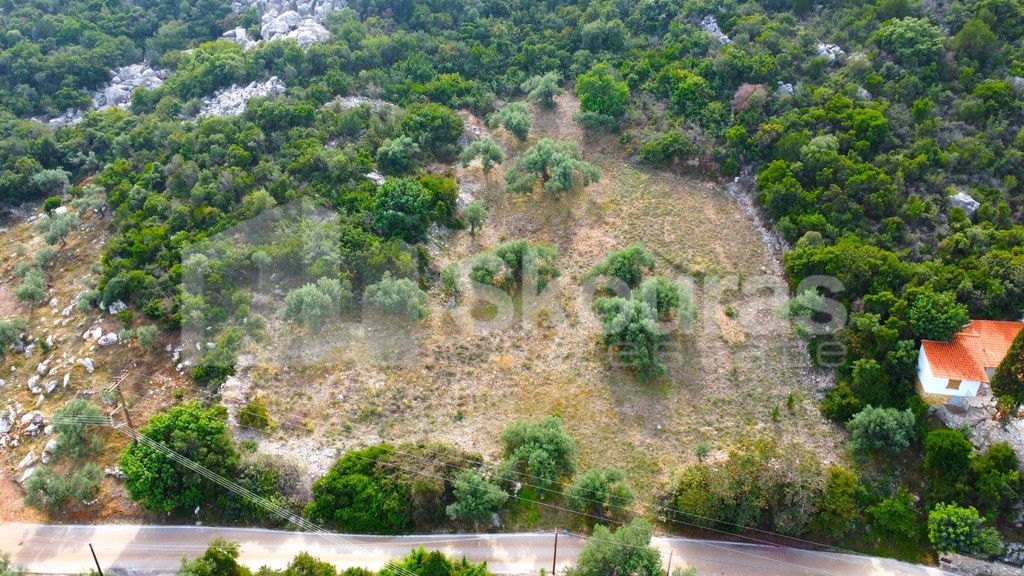 Αγροτεμάχια 5.300 τ.μ. προς πώληση, Μήλος Τροιζήνας