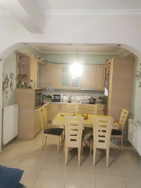Κτίριο 215 τ.μ. προς πώληση, Ακαδημία Πλάτωνος