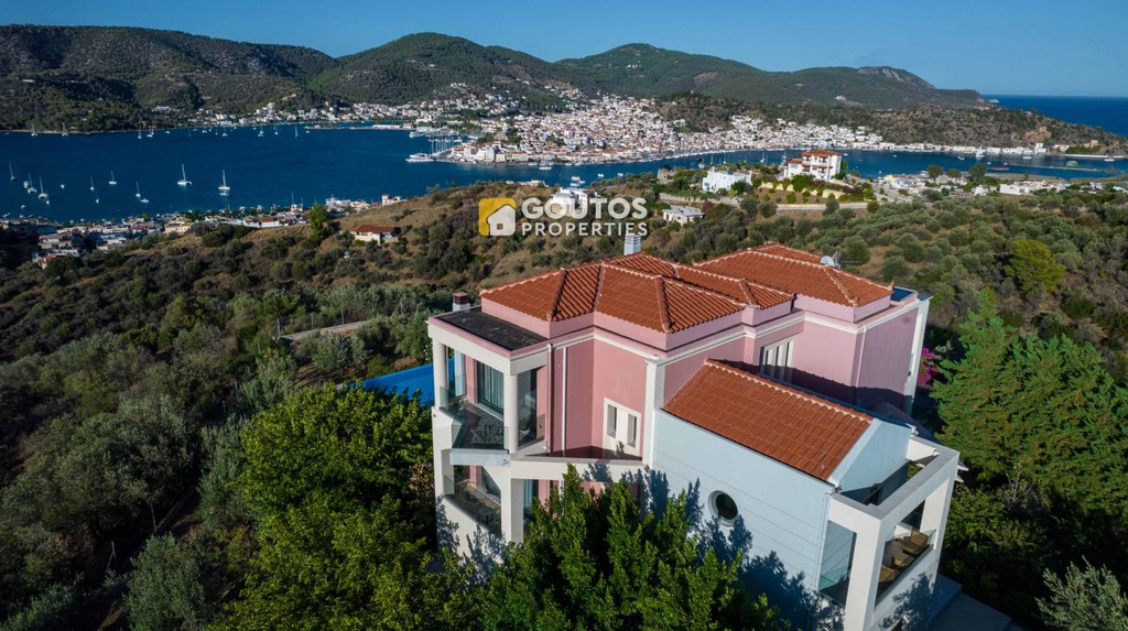 Βίλλα 470 τ.μ. πρός πώληση, Νησιά Αργοσαρωνικού, Τροιζήνα