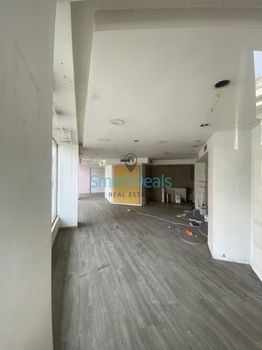 Store 300 sqm for rent