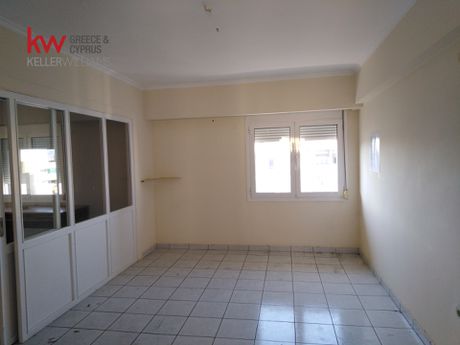 Office 40sqm for rent-Kentro
